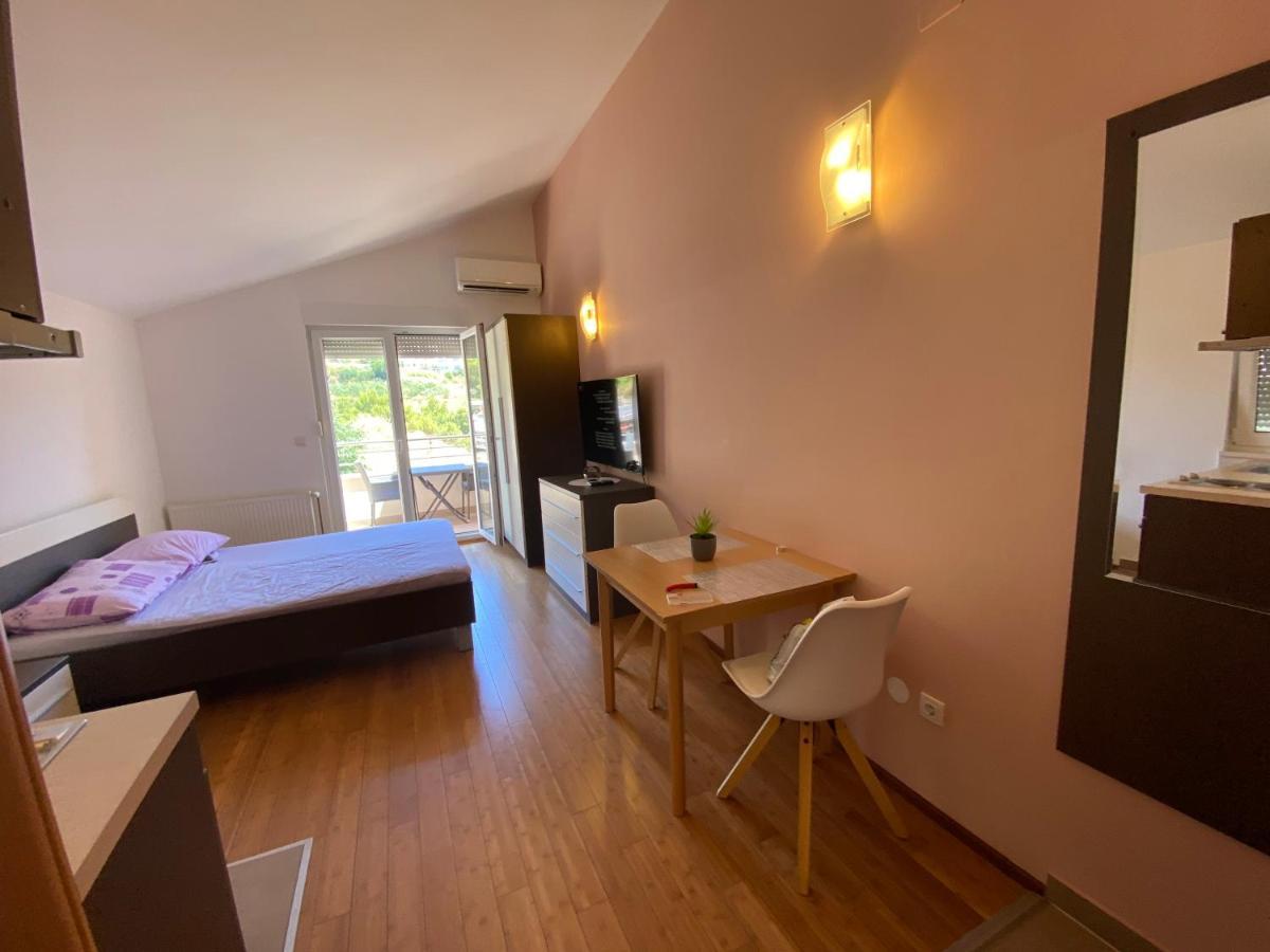 Apartments San Monte Ποντστράνα Εξωτερικό φωτογραφία
