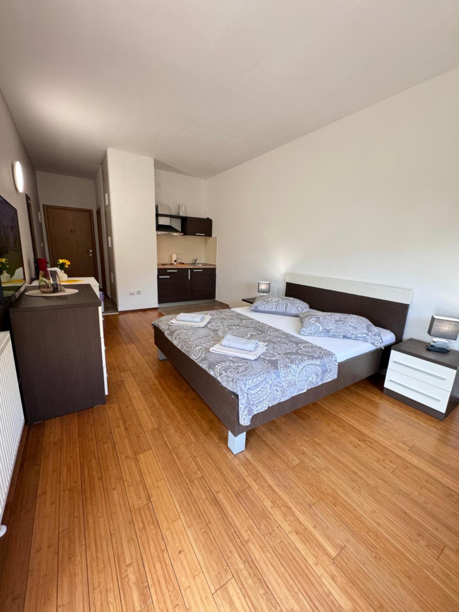 Apartments San Monte Ποντστράνα Εξωτερικό φωτογραφία